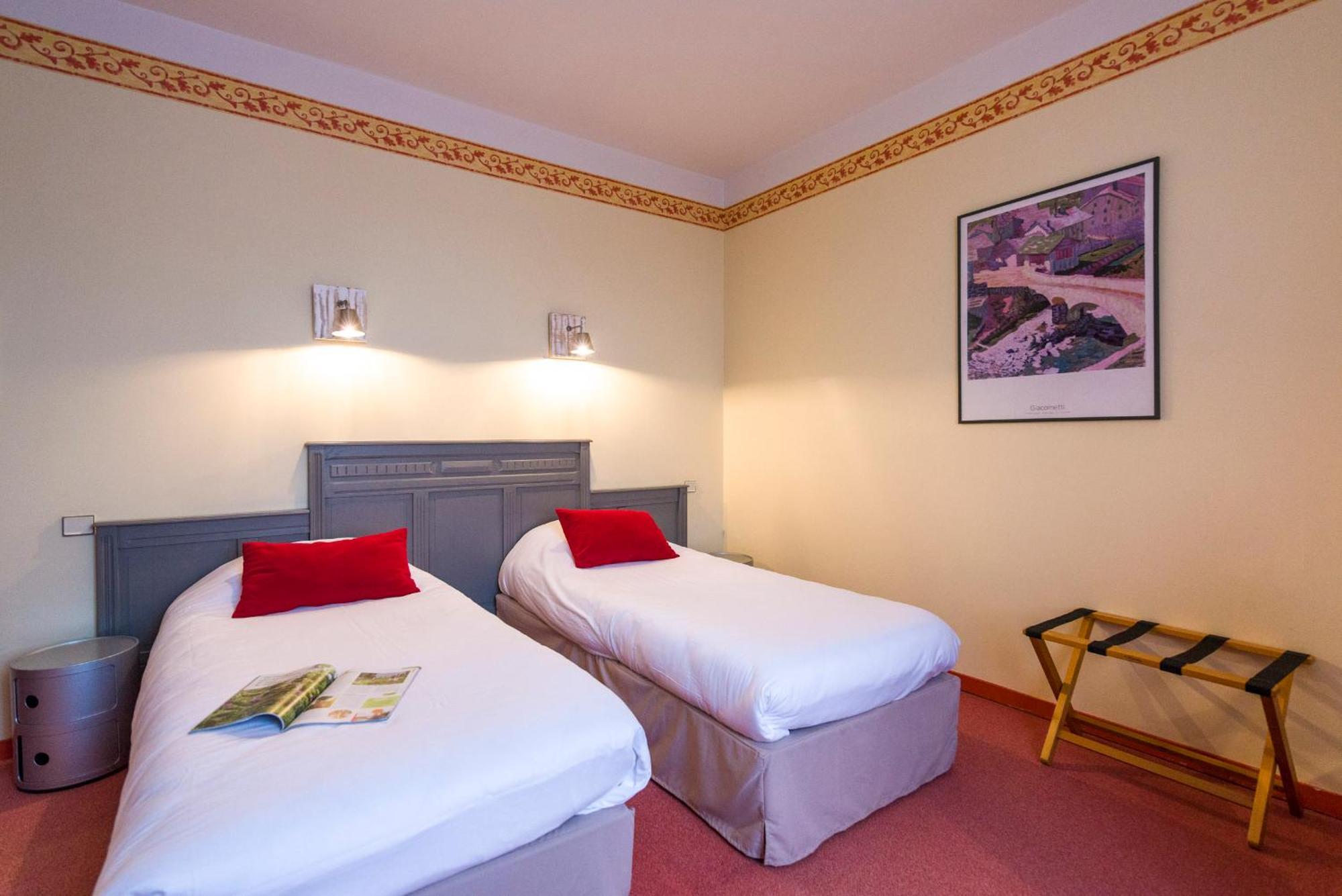 Hotel Mileade Le Domaine De La Blairie - Saumur Saint-Martin-de-la-Place Room photo
